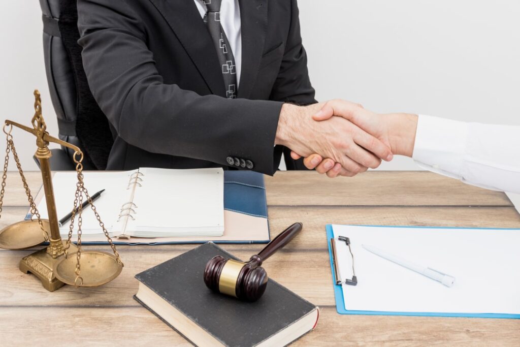 Tener un abogado corporativo en tu empresa